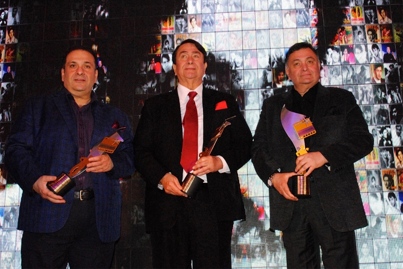 Rajiv, Randhir, and Rishi Kapoor at the Raj Kapoor Awards for Excellence in Entertainment